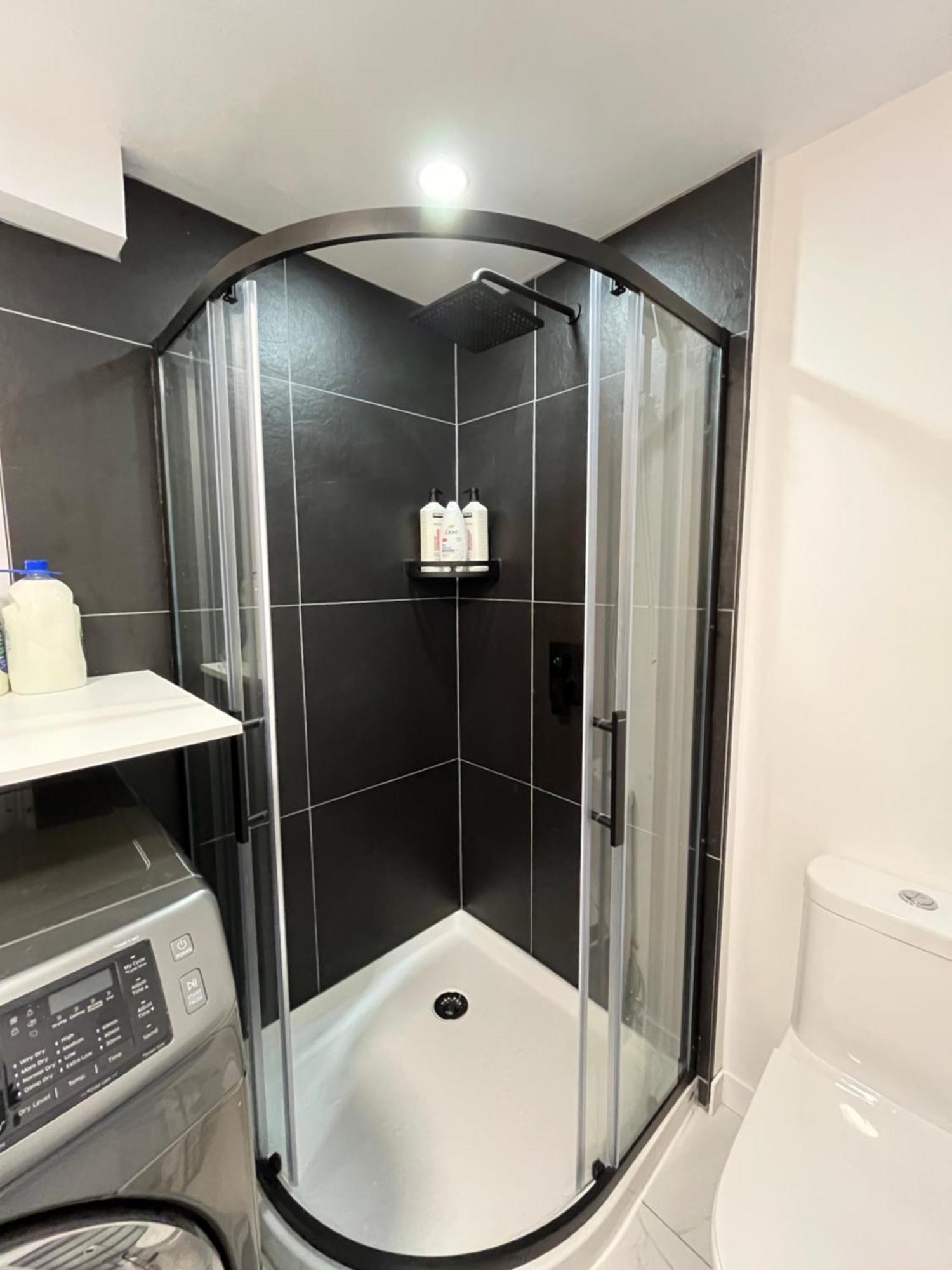 Luxuria, Unique En Ville Drummondville Zewnętrze zdjęcie